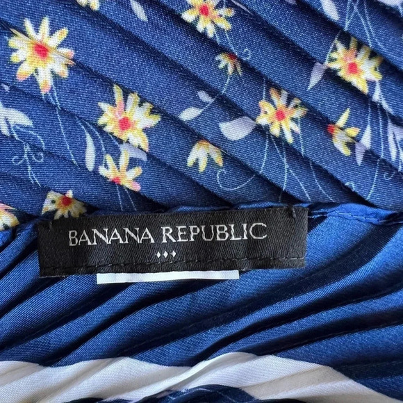 Banana Republic CRINKLE PRINT WRAP Blue - Picture 5 of 5